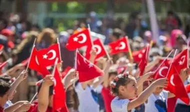 23 Nisan'da Okullar Tatil mi? Resmi Tatil mi?