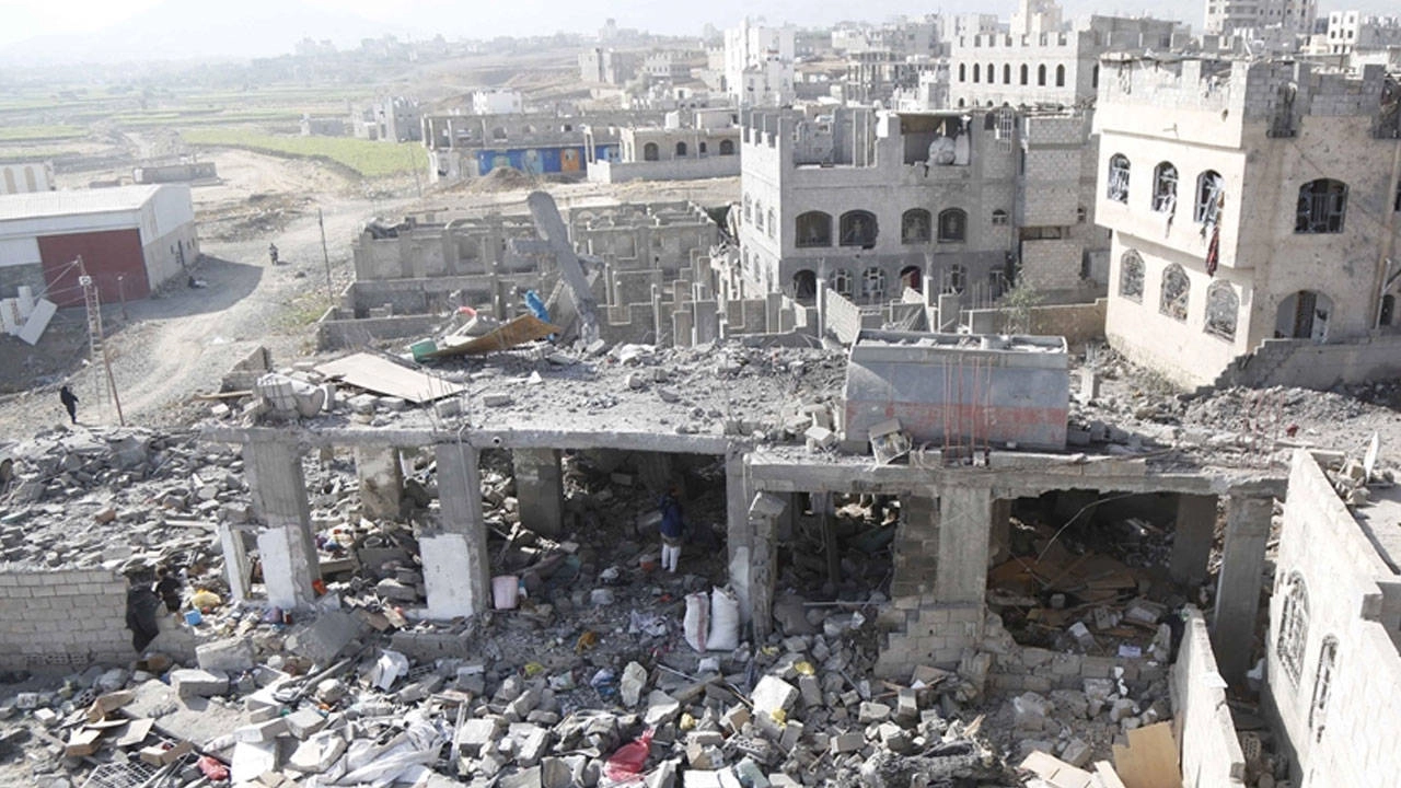 ABD'nin Yemen Saldırıları: Husiler Karşılık Vermeye Devam Ediyor