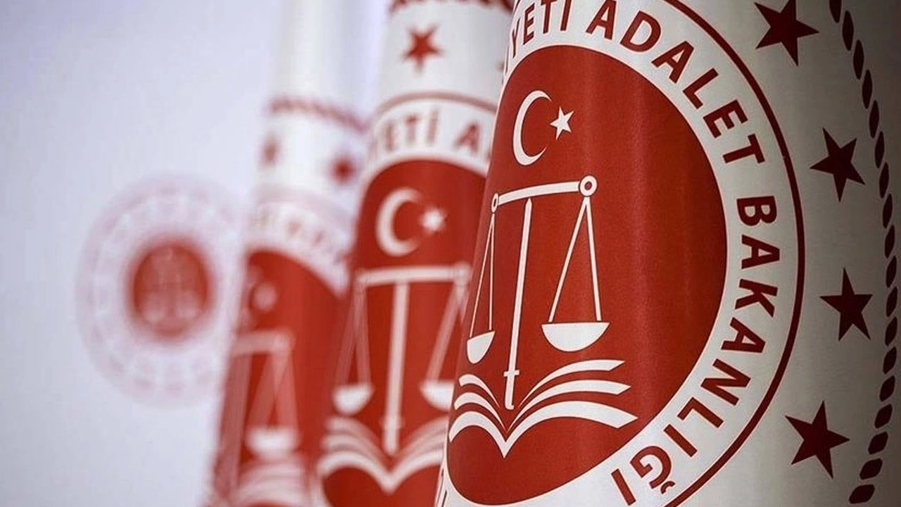 Adalet Bakanlığı sürpriz kararını açıkladı: 991 yeni hakim ve savcı yardımcısı atanacak!