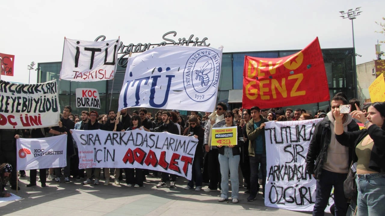 Adalet çağlayanı: Direniş meydanına dönüştü!