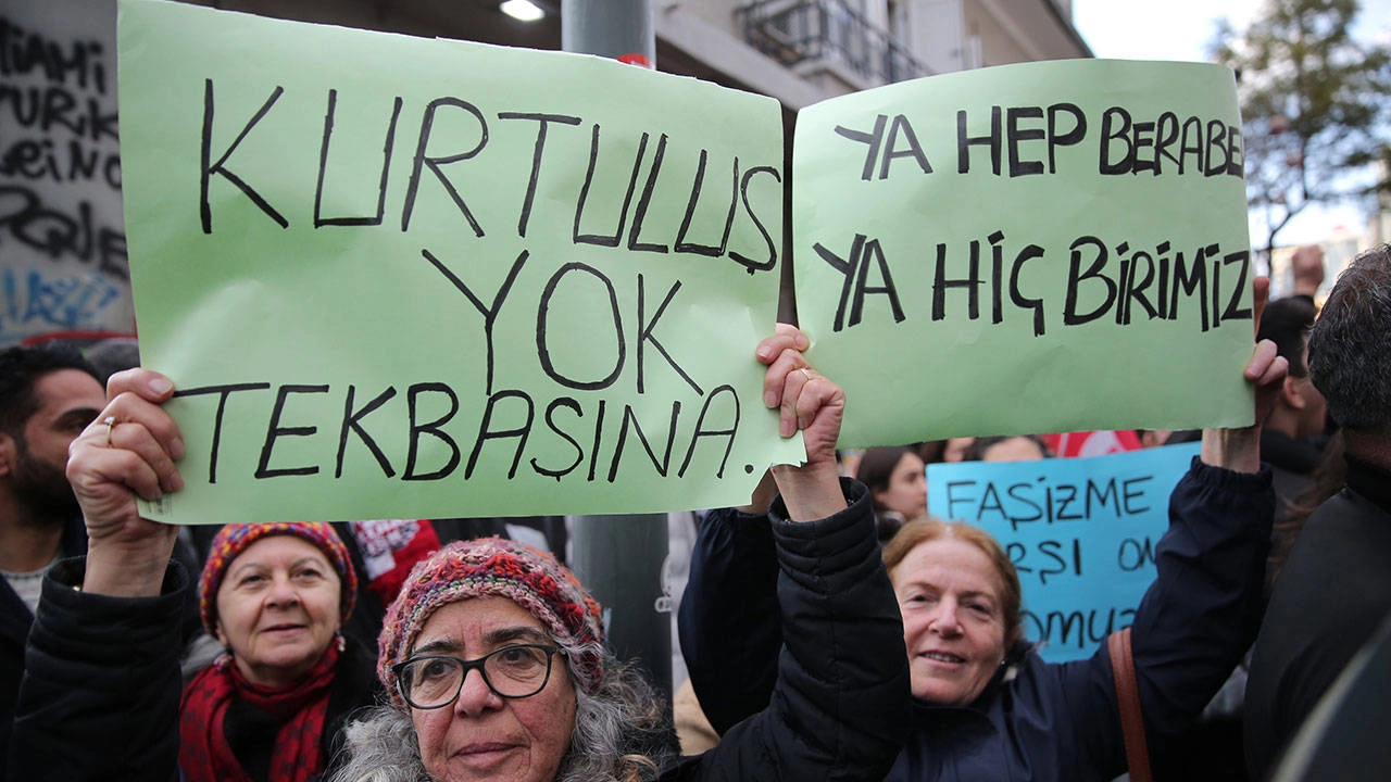 Aile yılına veda ediyoruz, sokakları geri alacağız!