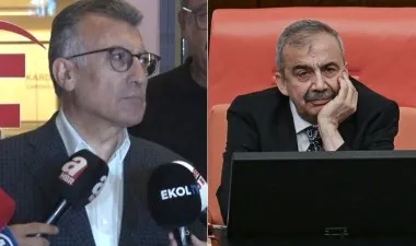 AKP'li Abdullah Güler, Sırrı Süreyya Önder'i ziyaret etti.
Güler: "Herkes Sırrı Bey'i o şekilde hatırlıyor."