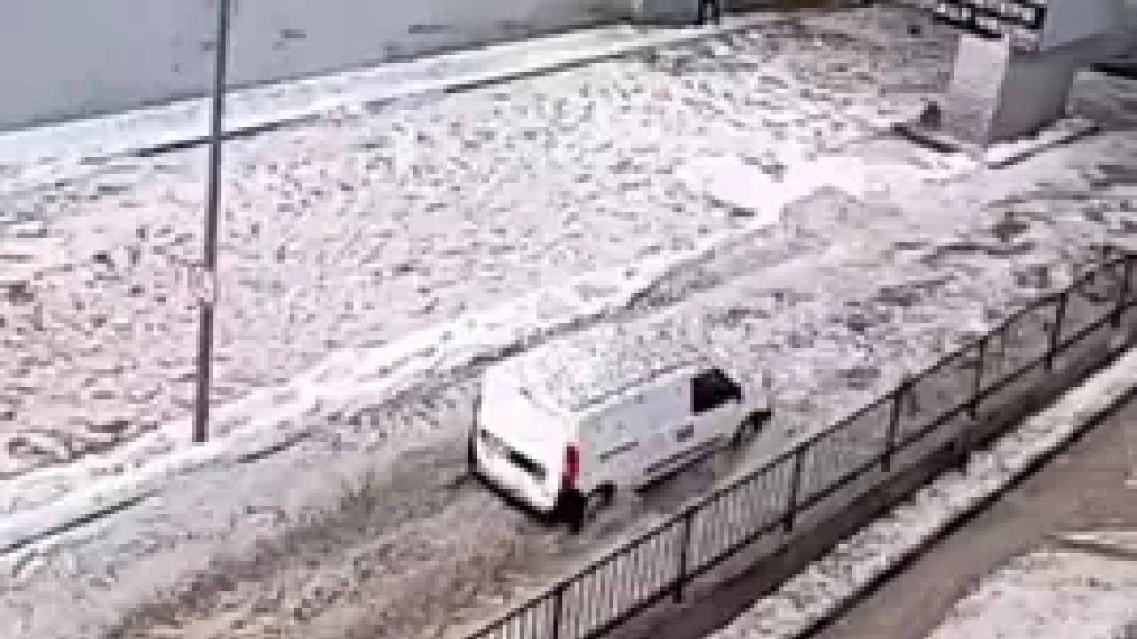 Ankara'yı sağanak ve dolu vurdu: İklim değişikliği gerçeğiyle yüzleşmeye devam!