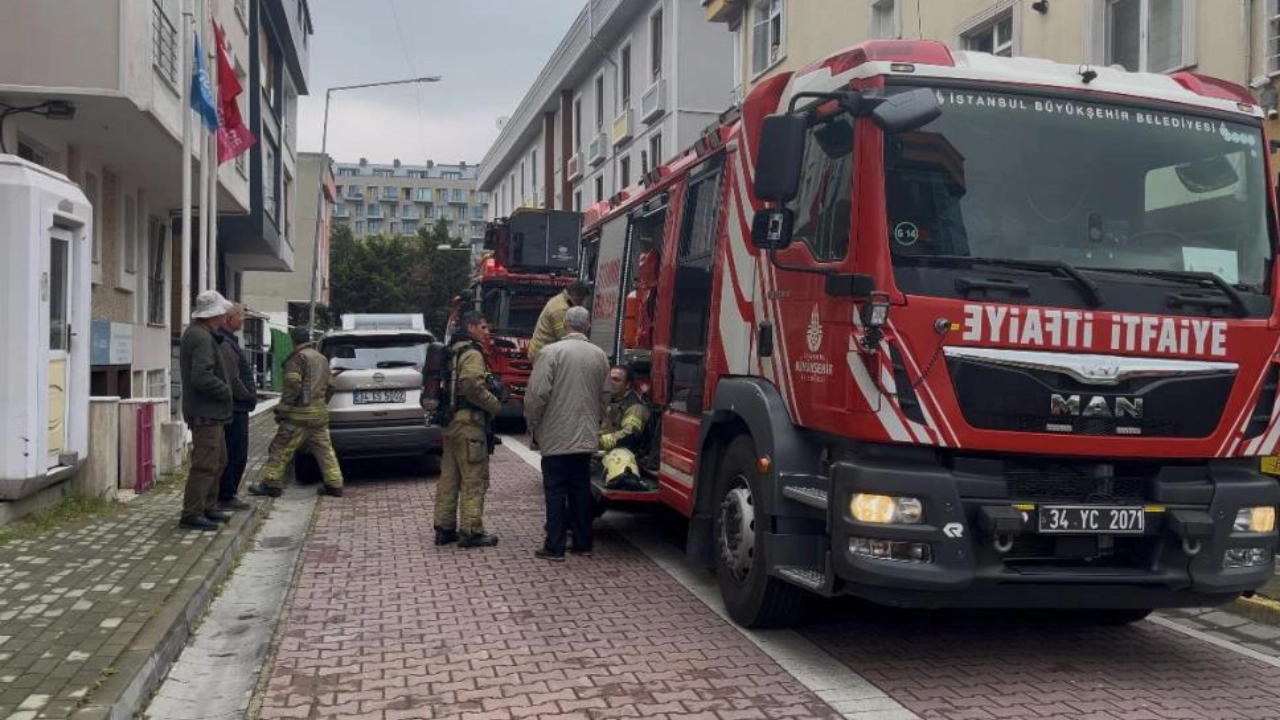 Avcılar'daki Öğrenci Yurdunda Alevler Yükseldi: Yetkililerin İhmalinden Sonra Facia Önlendi!