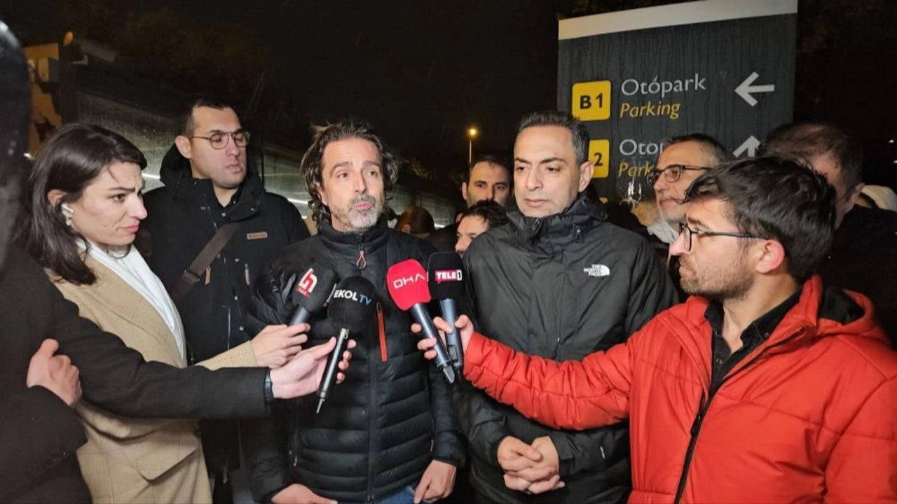 Ayakları üzerinde durmayan düşer.