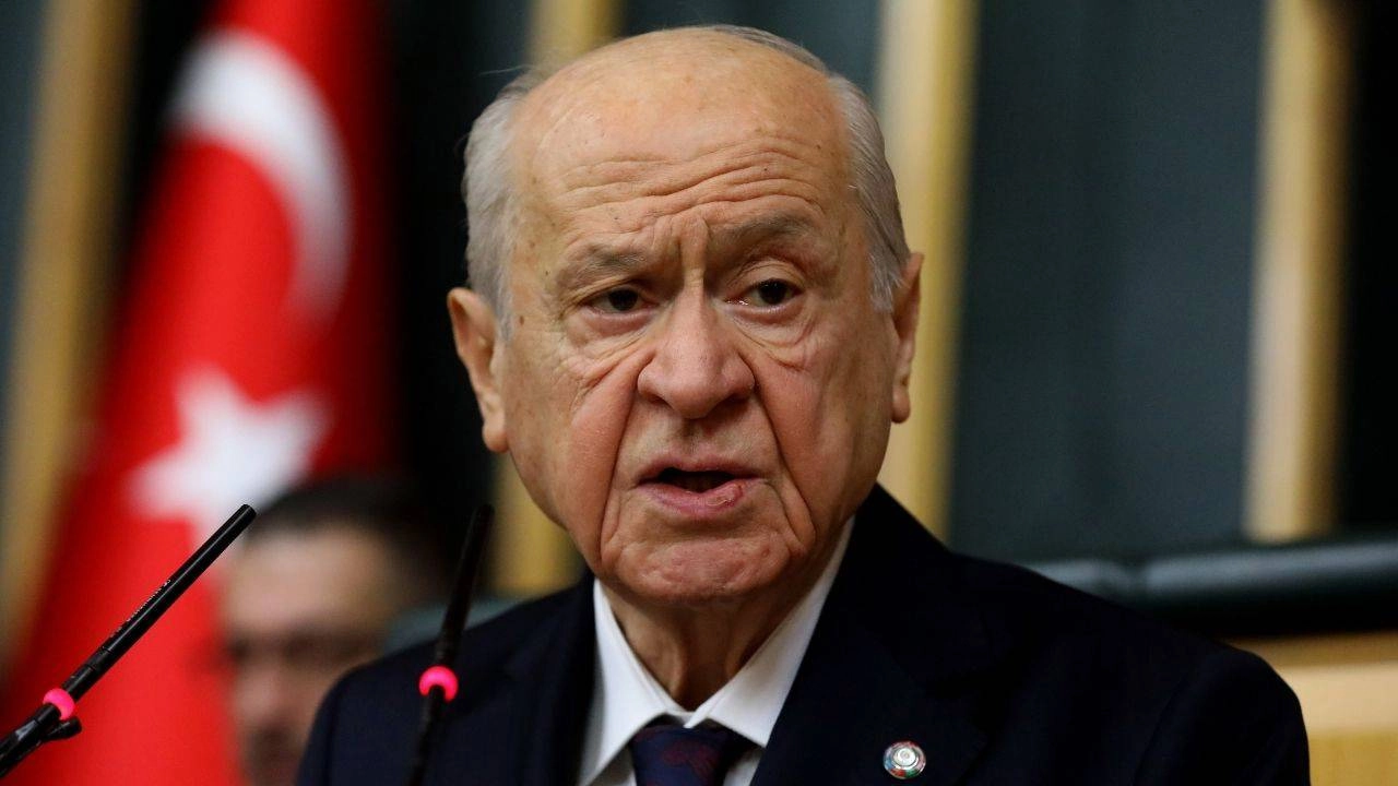 Bahçeli, Özel ve CHP'yi anmadan "geçmiş olsun" mesajı verdi.