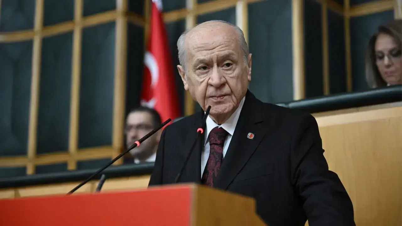 Bahçeli'nin deprem açıklaması: İstanbul'un kaderiyle oynanıyor, güvenlik umudu hızla yaklaşıyor