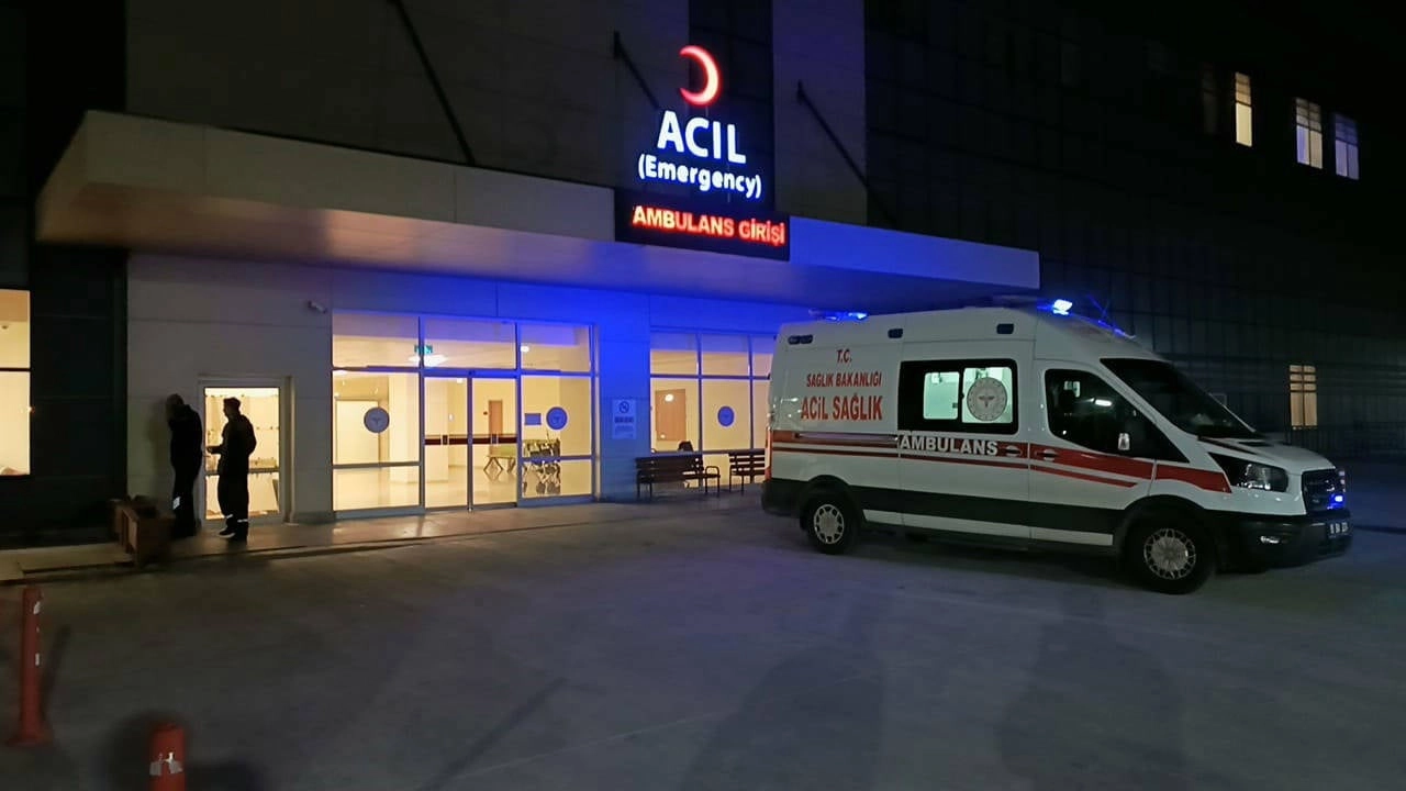 Burdur'daki restoran kavgasında genç müzisyen bıçaklandı: Vahşet sofrada!