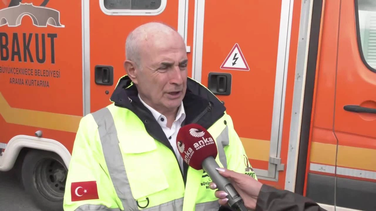 Büyükçekmece Belediye Başkanı Akgün: "6.2 büyüklüğündeki deprem bize bir kez daha gösterdi: Vakit kaybetmeye tahammülümüz yok!"