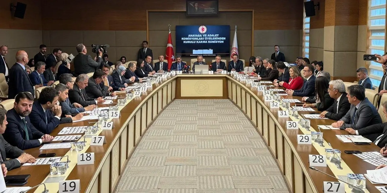CHP, HSK Seçiminden Çekilerek Meclis'te Gerginlik Yarattı