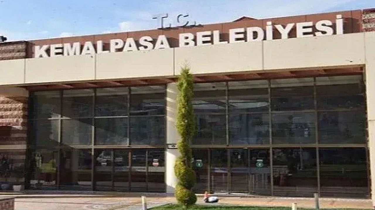 CHP'li Belediye Başkanı Aslanoğlu'na yapılan baskın: Gözaltılarla ilgili çarpıcı açıklama