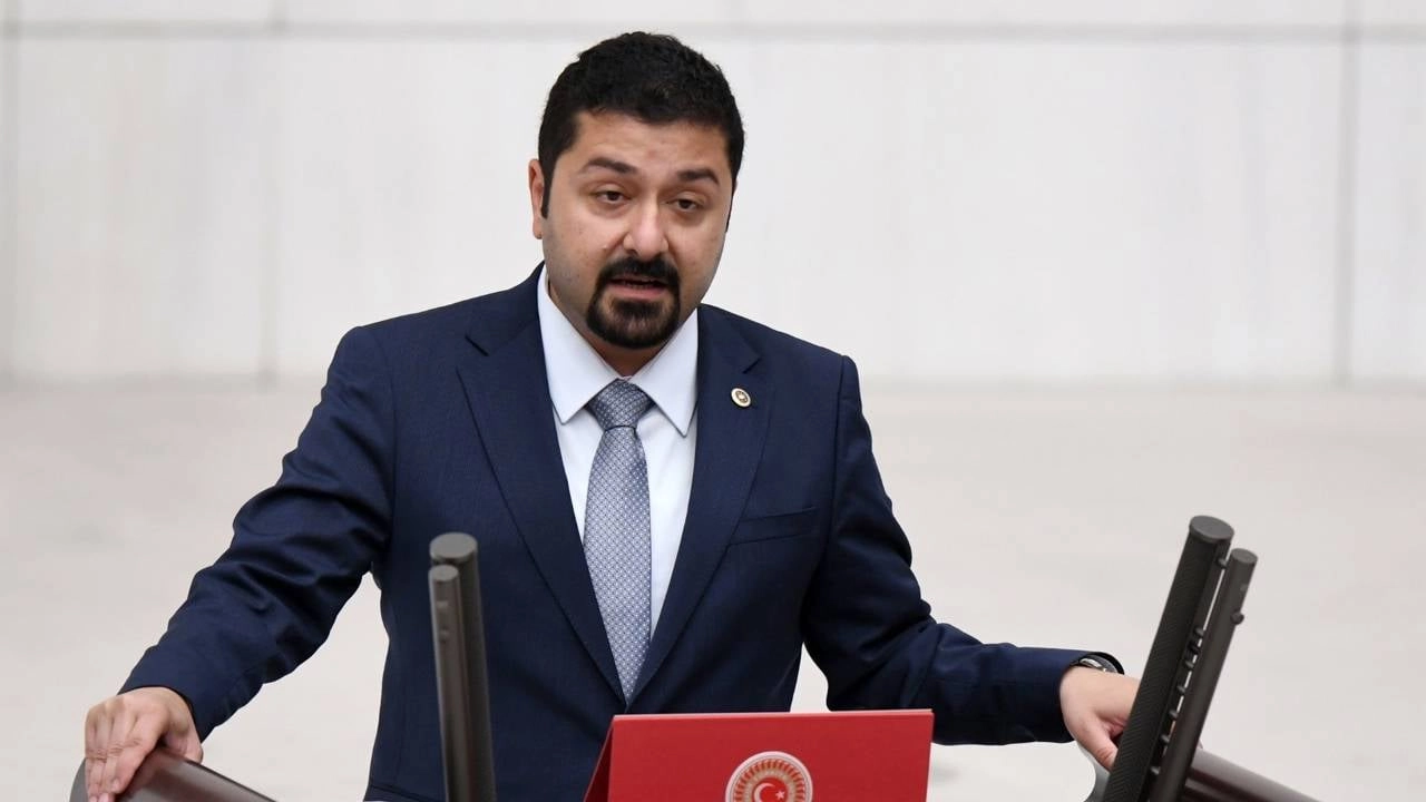 CHP'li vekil, Sazlıbosna Barajı yakınındaki inşaatın reklam kozu olarak kullanıldığını ifşa etti!