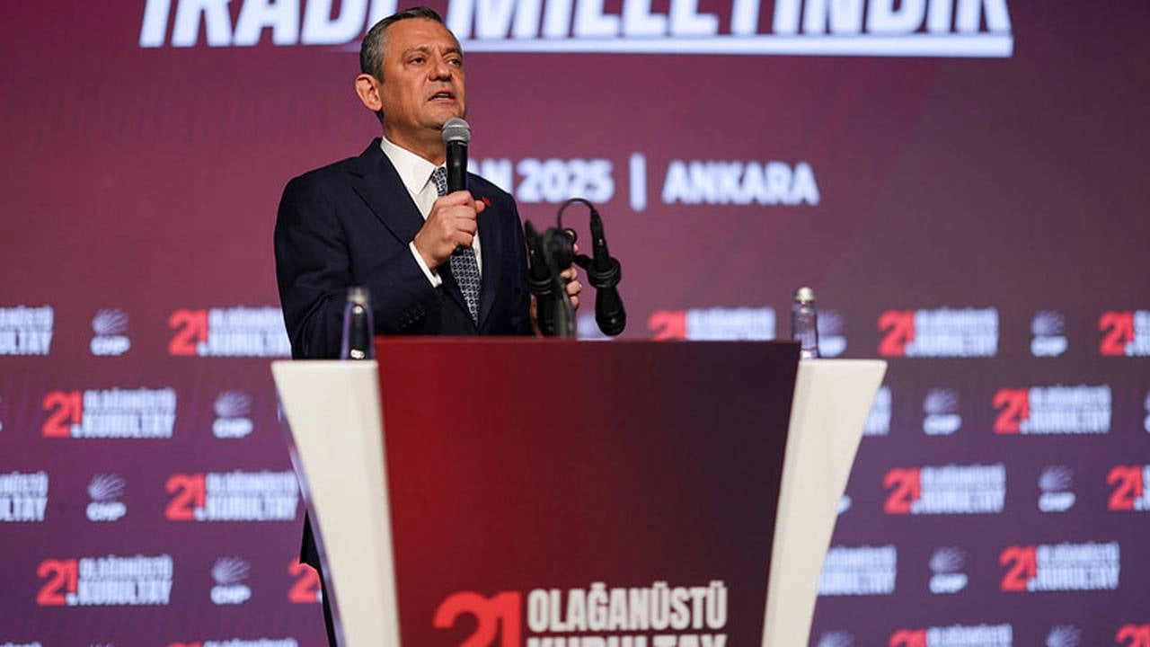 CHP'nin 21. Olağanüstü Kurultayı'nda skandal sonuç: Yeni PM'de sadece 16 milletvekili yer aldı!