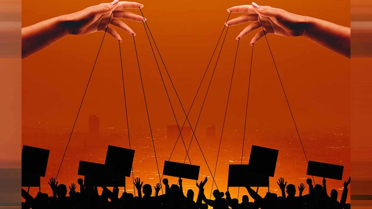 "Demokrasi: Halkın sesi mi, yoksa oy verme oyunu mu?"