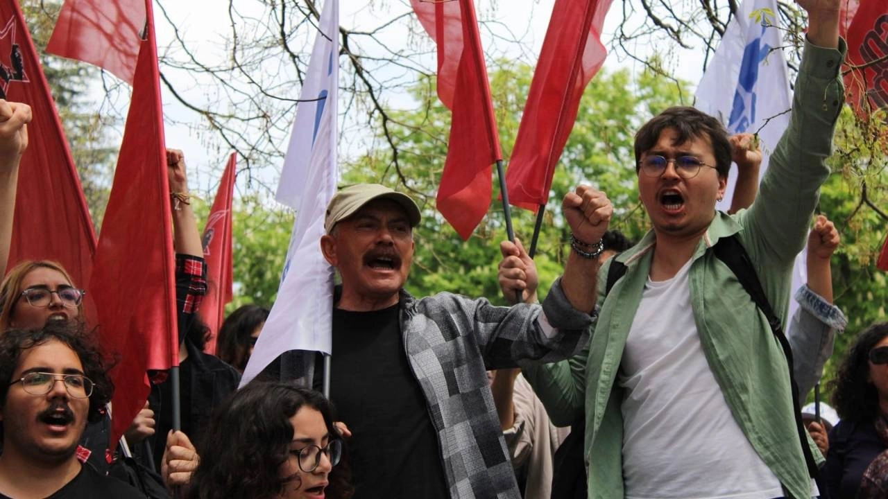 Deniz Gezmiş ve Arkadaşları Anıldı: Devrim Sözü Verildi