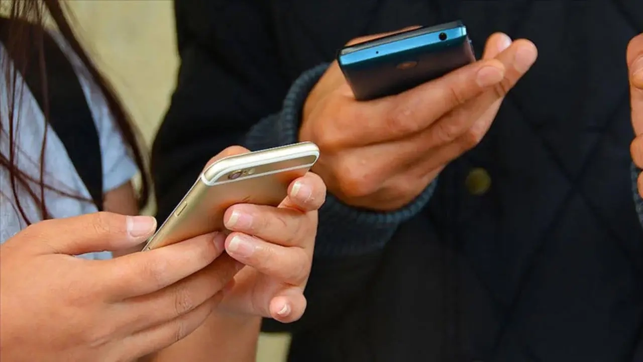 Depremde iletişimi kesen operatörler, deprem sonrası hediye yağdırdı!