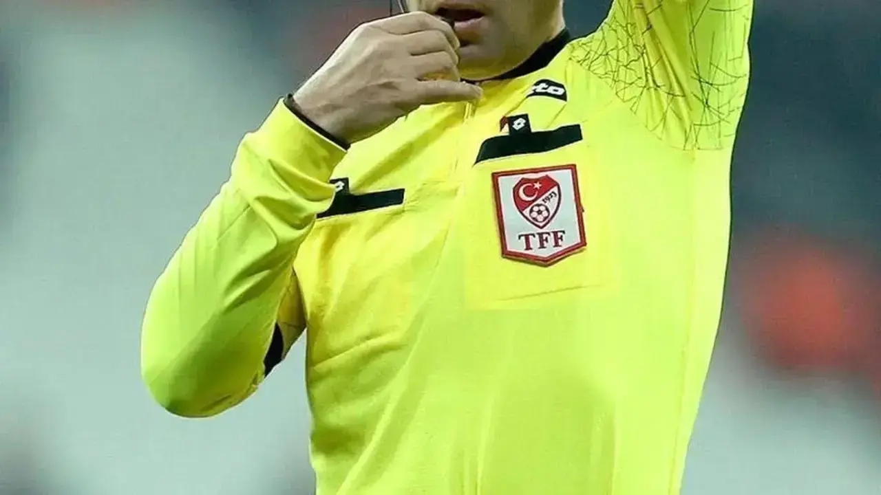 "Derbi hakemi skandalı! Fenerbahçe-Beşiktaş maçını yönetecek isim açıklandı"