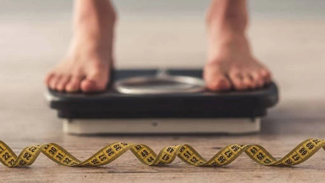 Dünya Nüfusunun Yarısından Fazlası Obez Olabilir: Tehlike Çanları Çalıyor!