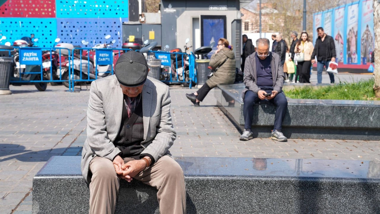 Emek Gelirleri Enflasyonun Pençesinde