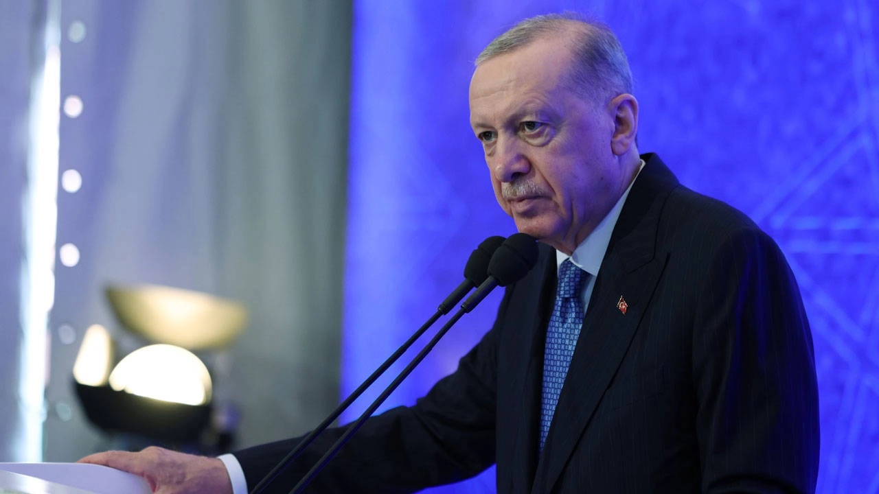 Erdoğan: Göç, Mekke'den Medine'ye hicret olarak değil, sürgün olarak görülmeli!
