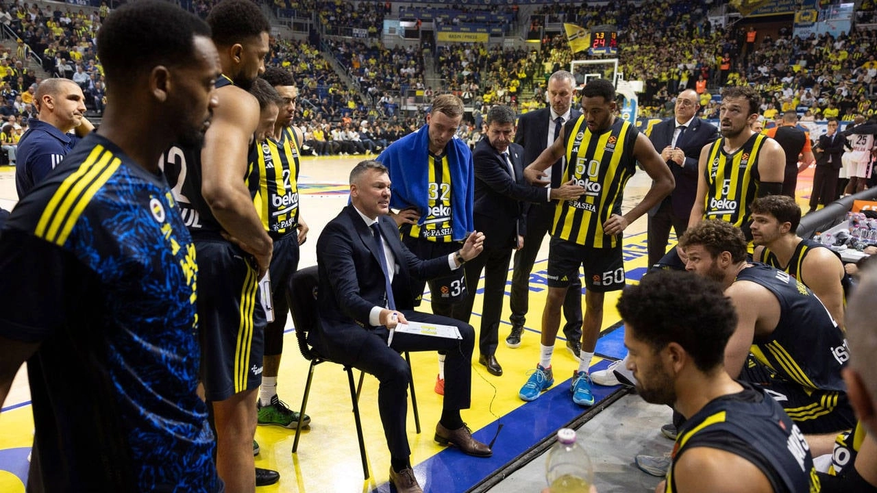 EuroLeague'de yılın başantrenörü seçilen Sarunas Jasikevicius'a: Tebrikler, ama başka kimlerin de hakkı var?
