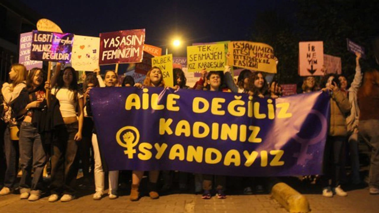 Evli misin? O zaman izin alabilirsin, ama bekar mısın? O zaman yok!