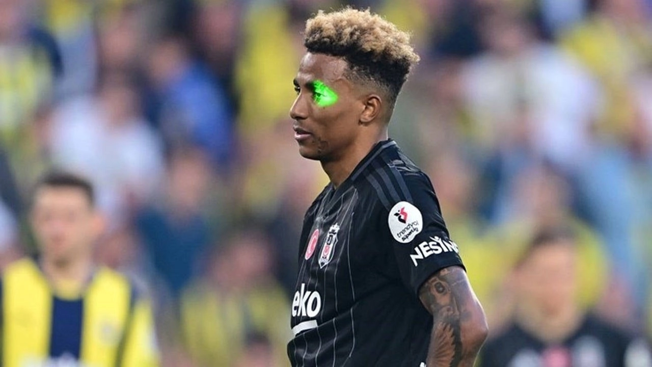Fenerbahçe-Beşiktaş derbisinde Gedson Fernandes'e lazerle hedef gösteren taraftar spordan men edildi!