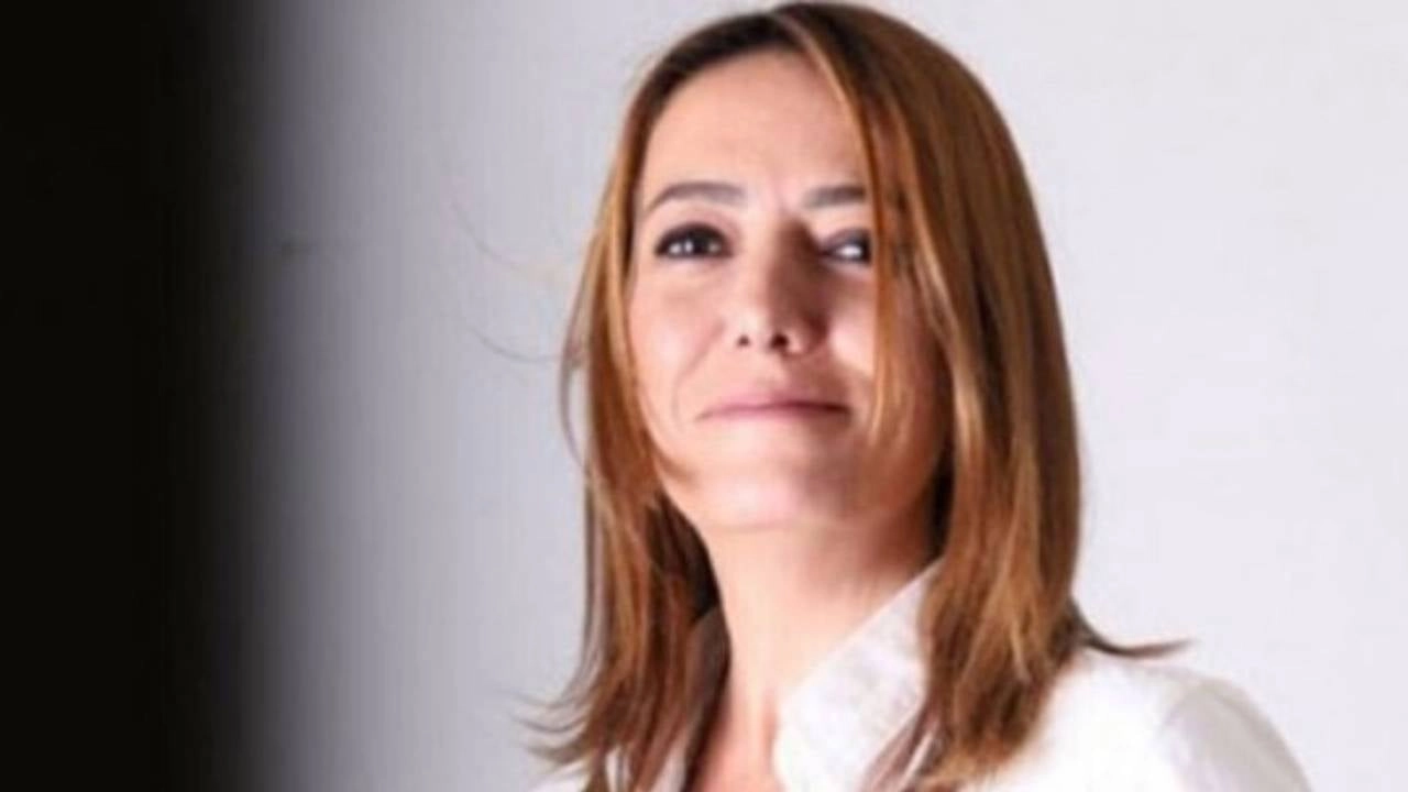 Gazeteci Ayşemden Akın'a Destek İçin İmza Kampanyası