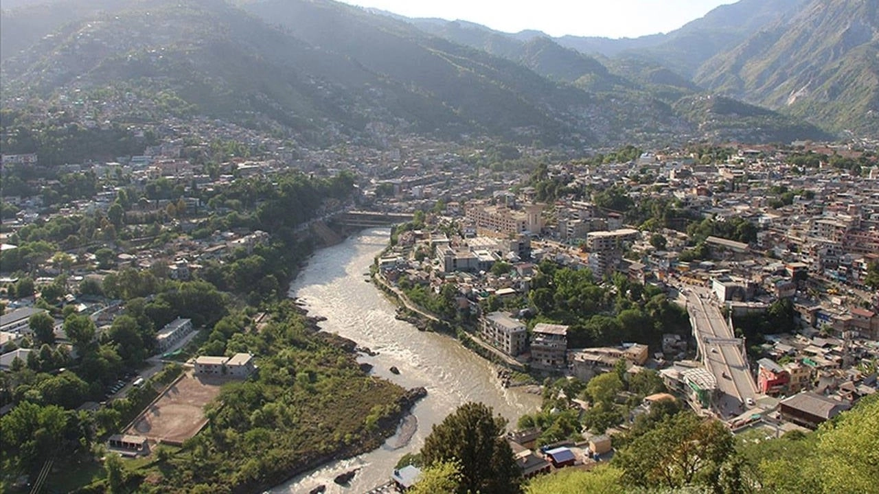 Hindistan-Pakistan gerginliği: Chenab Nehri suyunun akışı engellendi
