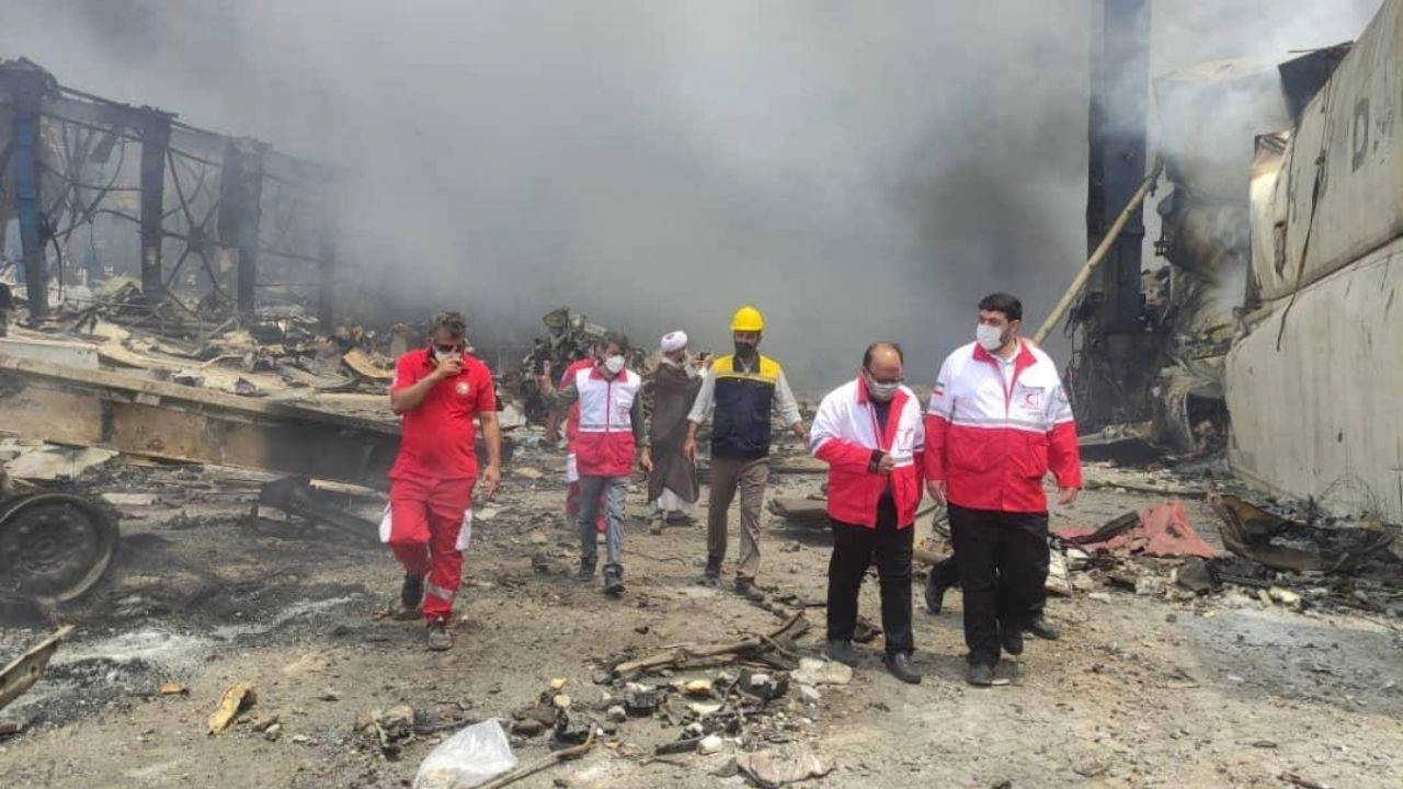 İran'da liman patlaması: 1 günlük ulusal yas ilan edildi!