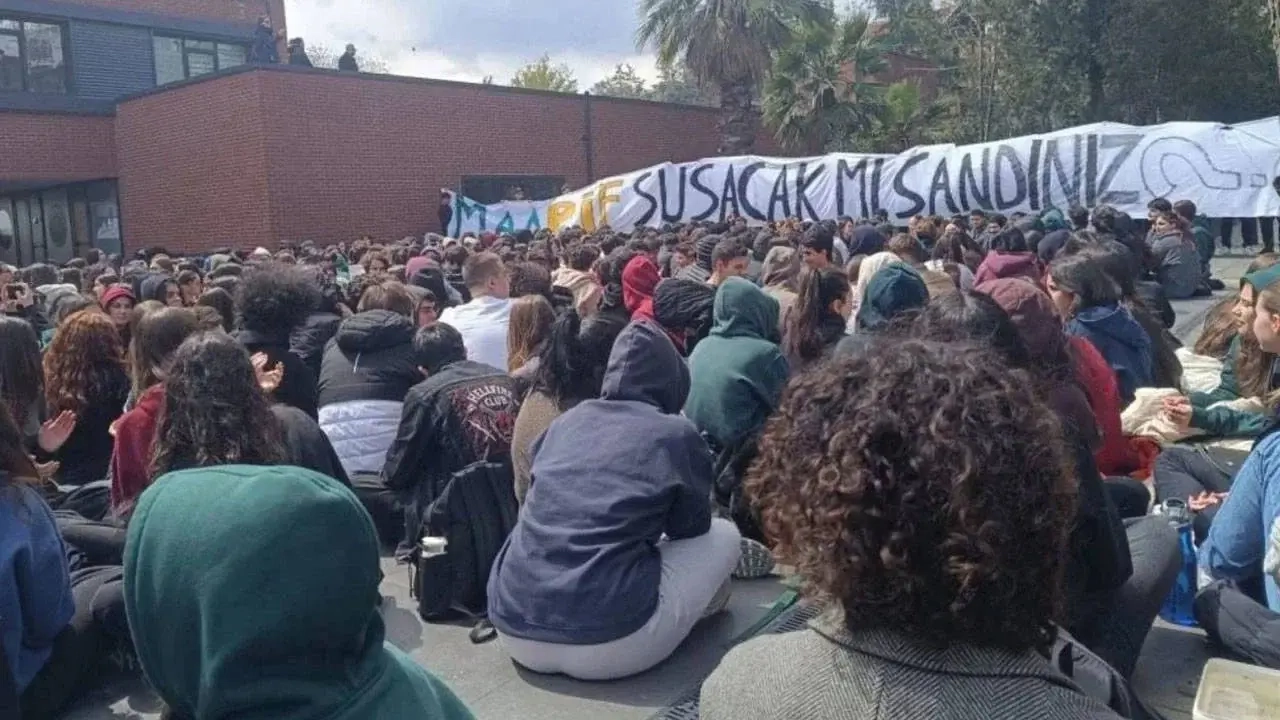 İstanbul Liseliler Koordinasyonu, 1 Mayıs için Kadıköy'de isyana davet ediyor!
