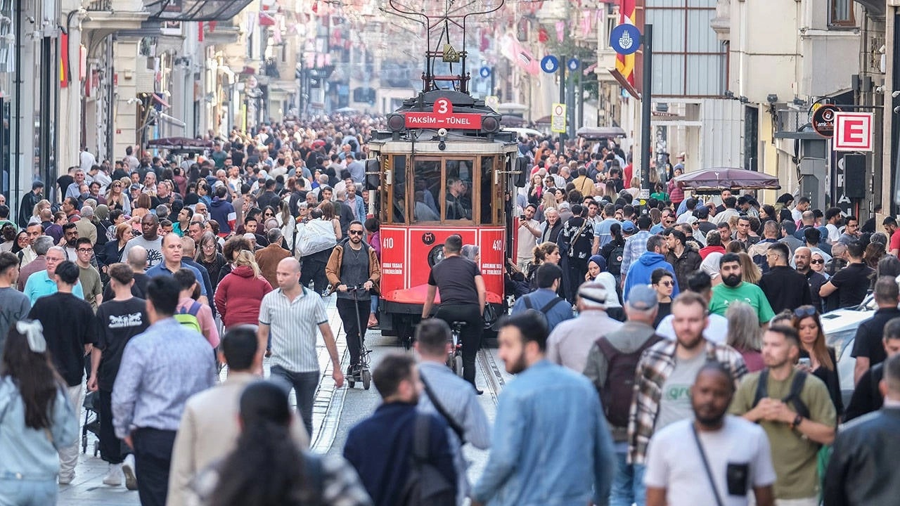 İstanbul'da hayat pahalılığı: 4 asgari ücret yetmiyor!