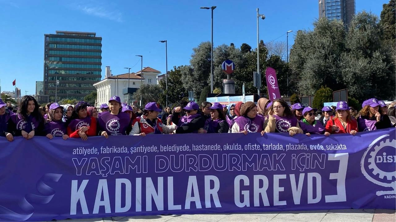 Kadınlar isyan ediyor: Hayatı durdurdu!