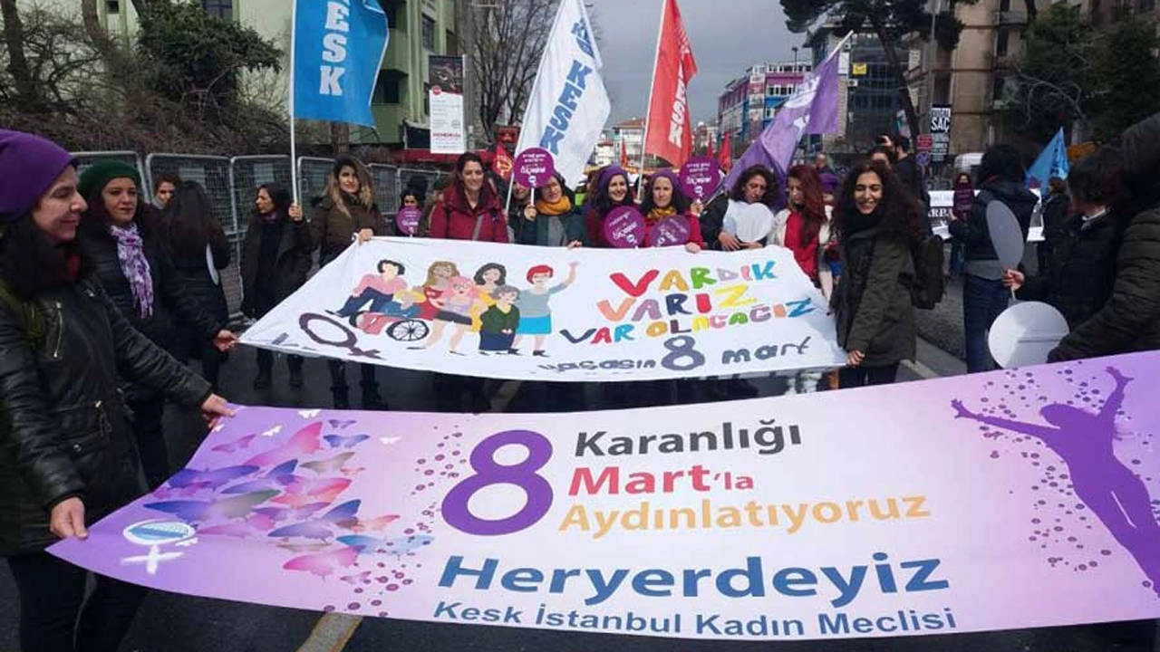 Kadınlar Savaşta: Daha Fazlasını İstiyor!