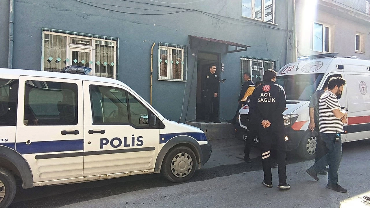 Kütahya'da karanlık ölüm: Genç adam bilgisayarın başında hayatını kaybetti!