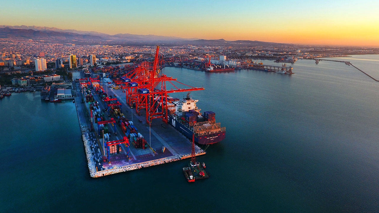 Mart'ta dış ticaret dengesizliği daha da derinleşti: İhracat ve ithalat yükseldi, açık rekor seviyeye ulaştı!