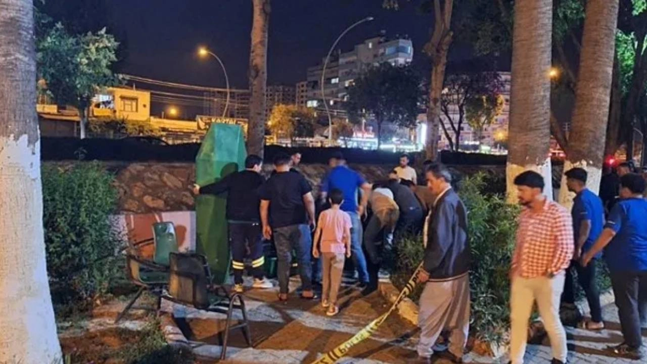 Mersin'de Parkta Ölü Bulundu!