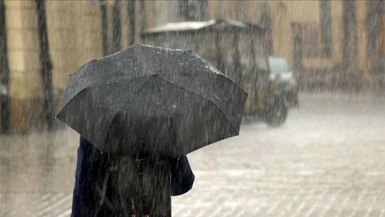 Meteoroloji Uyardı: Gök Gürültülü Sağanak Yağışlar Kapıda!