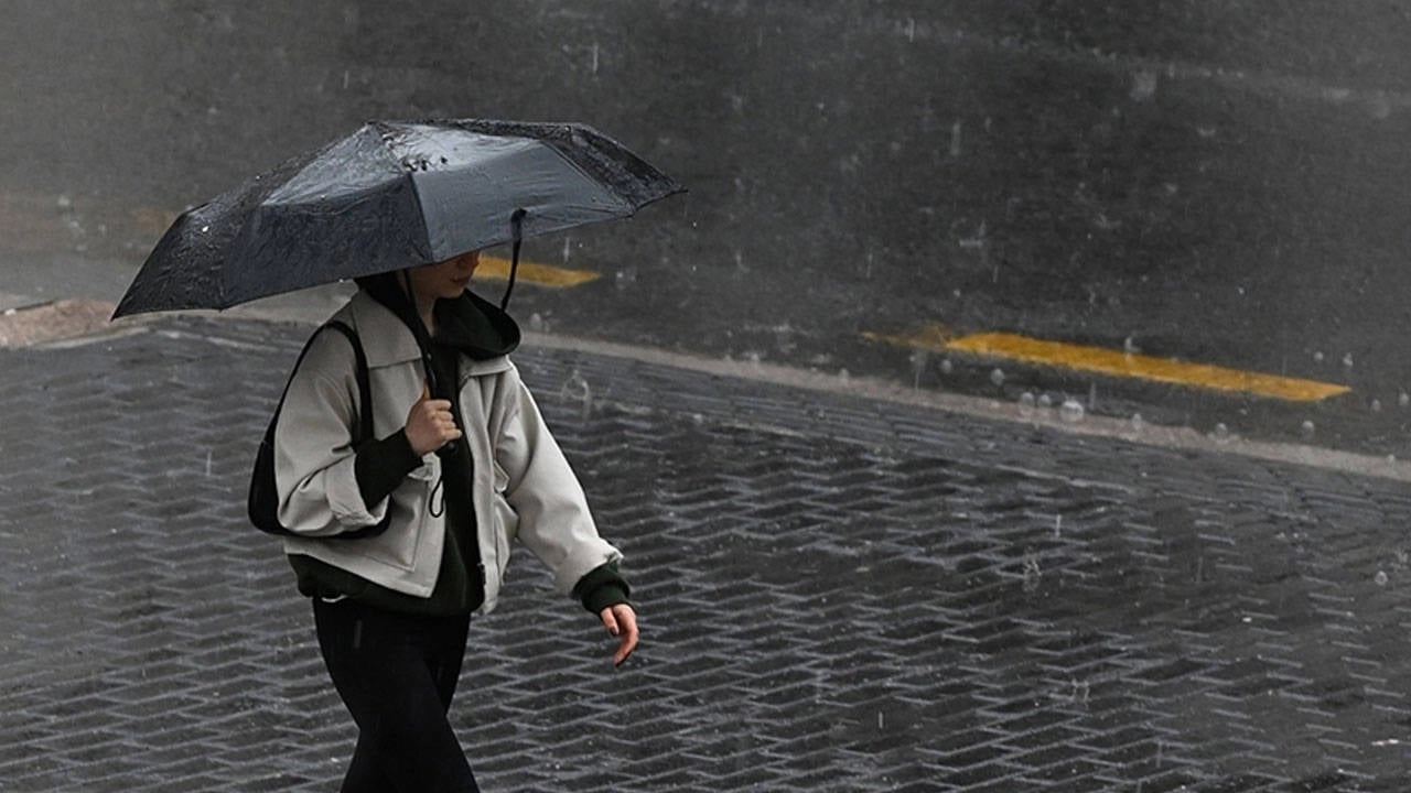 Meteoroloji Uyarıyor: Kuvvetli Yağış ve Fırtına Geliyor!