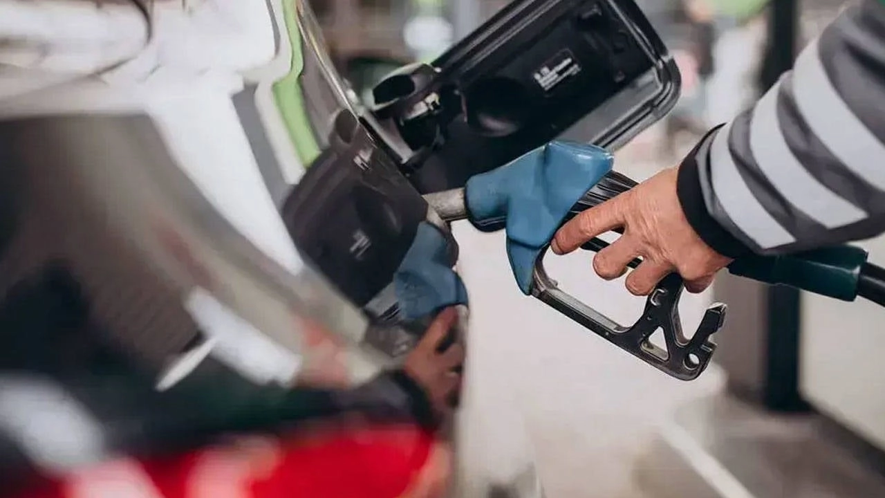 Motorine Gece Yarısı İndirim Şoku!