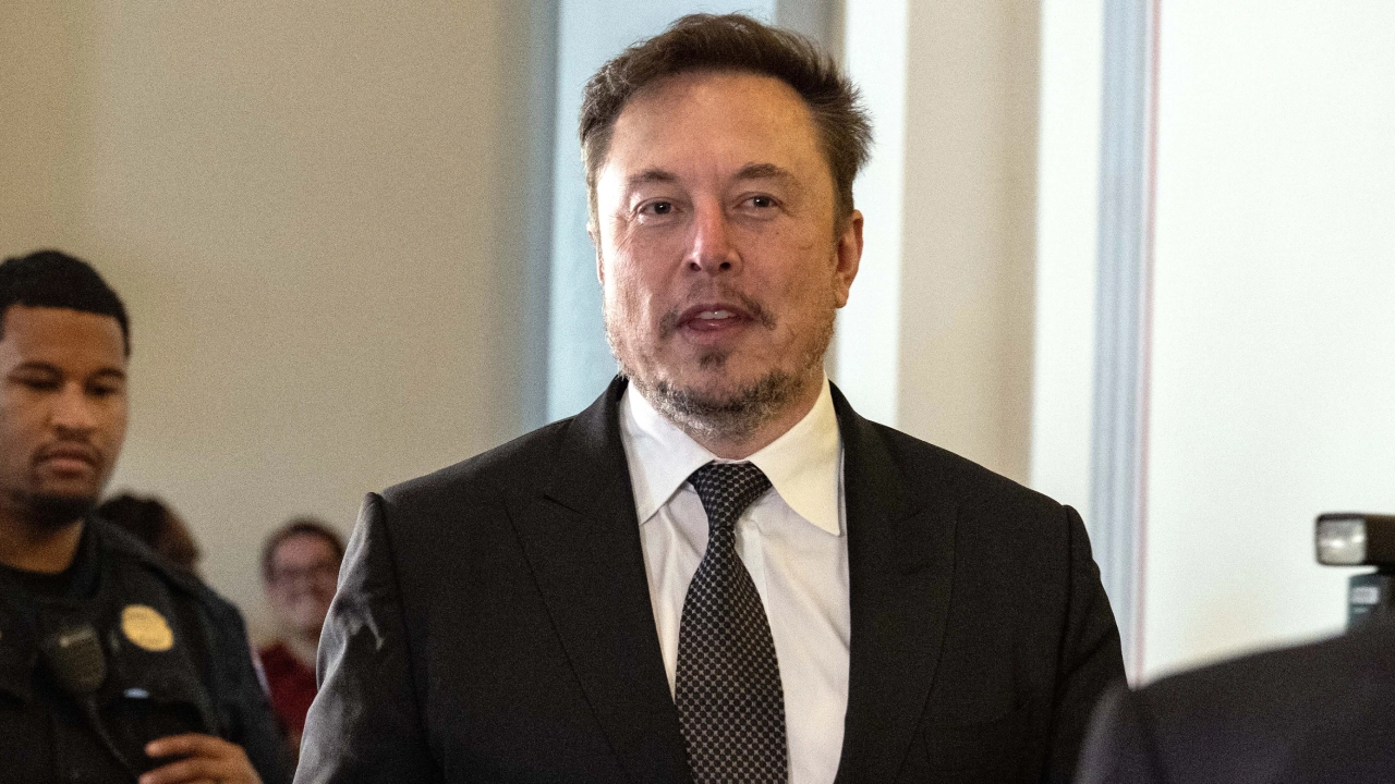 Musk, Apple'ın ChatGPT kararına karşı çıktı!