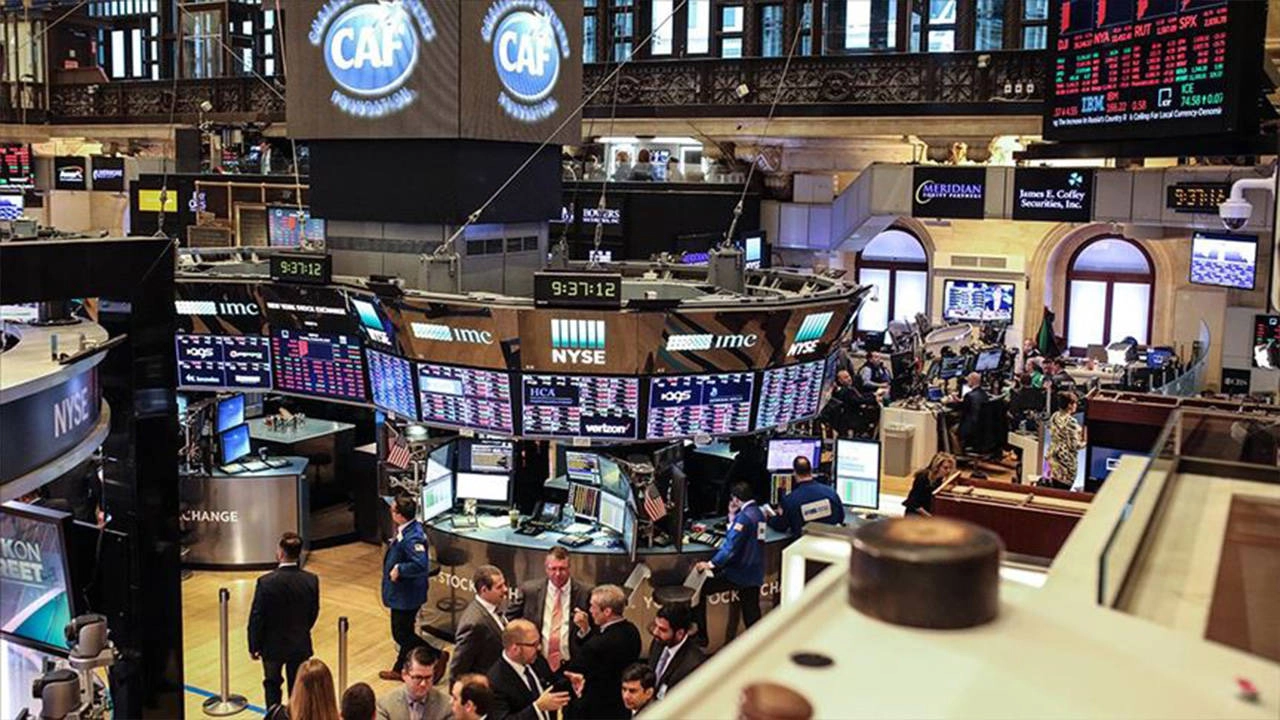 New York Borsası Kararsızlıkla Kapanış Yaptı: Yatırımcılar Tedirgin!