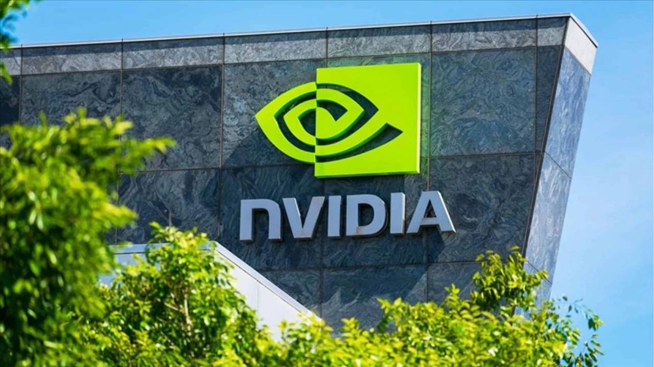 Nvidia, tekrar zirveye çıktı: Dünyanın en değerli şirketi oldu!