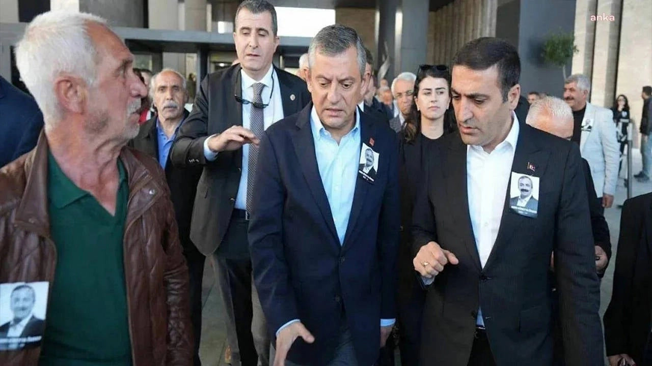 Özel'e saldıran saldırganın kızı, CHP Genel Merkezi'ne telefon açarak tepkisini gösterdi.