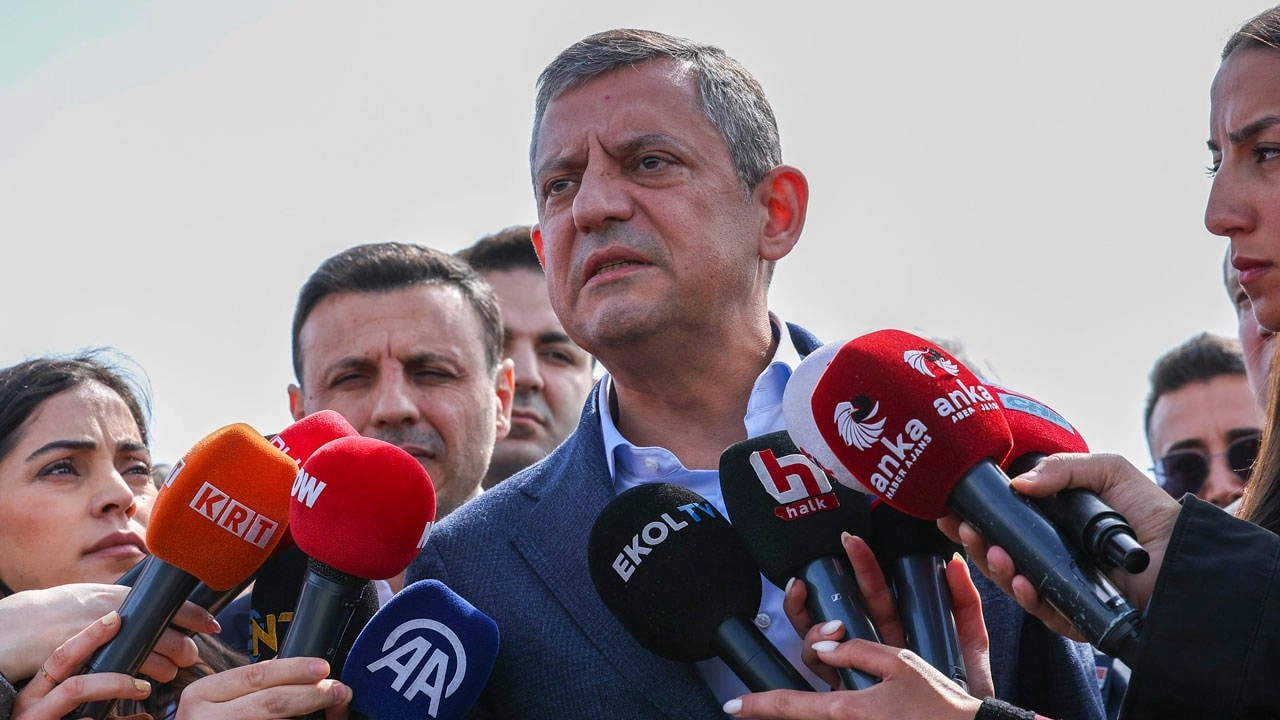 Özgür Özel, Ekrem İmamoğlu'nu ziyaret etti: Programları iptal!