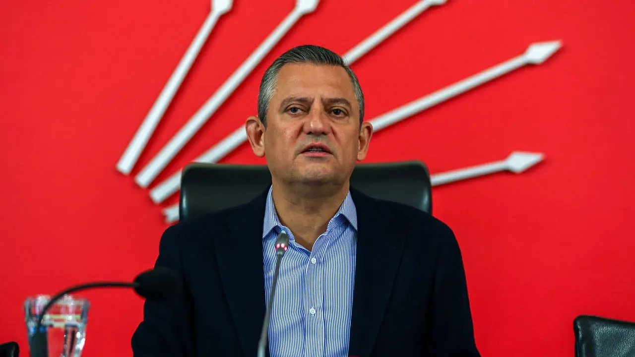 Özgür Özel, İstanbul'daki depremlerde yakalananları unutmadı: Geçmiş olsun mesajı!