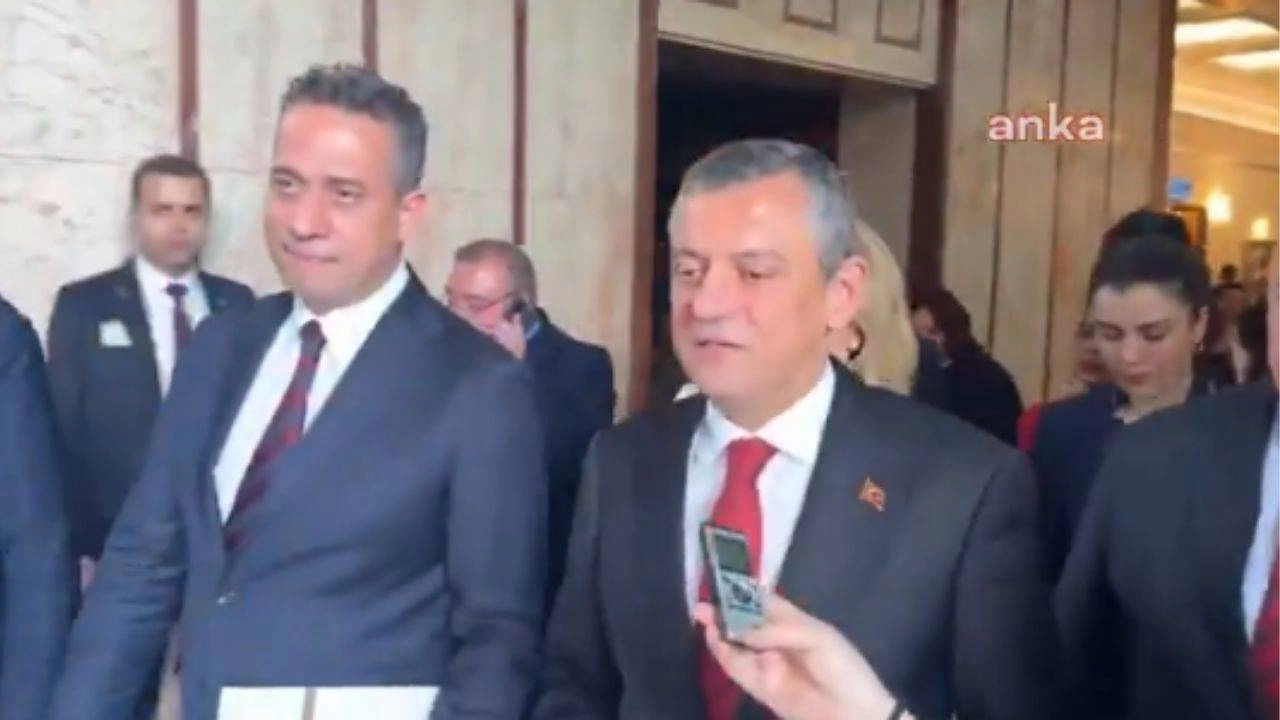 Özgür Özel: Meclis'in önünden kurucuya doğru adım adım ilerleyeceğiz!