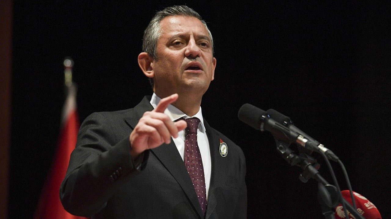 Özgür Özel: Trump ve ABD, Türkiye'yi siyasi abluka altına almış durumda!