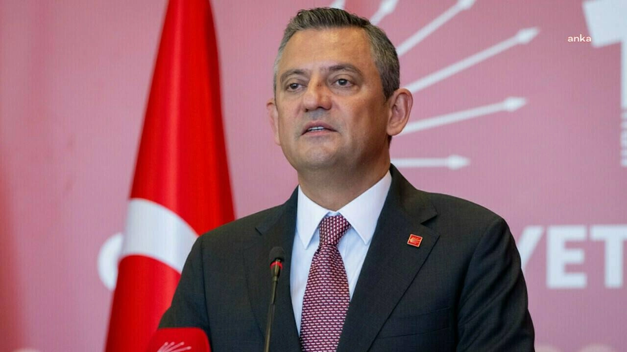 Özgür Özel'den Sert İtiraf: "TRT Milletin Ekranıdır, Milleti Kapatana Haddini Bildiriyoruz!"