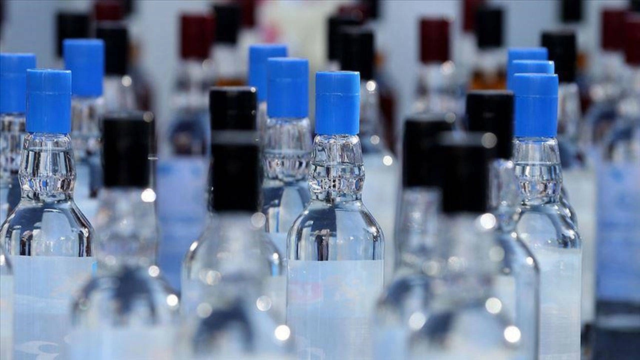 Psikiyatristler Uyarıyor: Sahte Alkol Zehirlenmelerine Acil Çözüm Şart!
